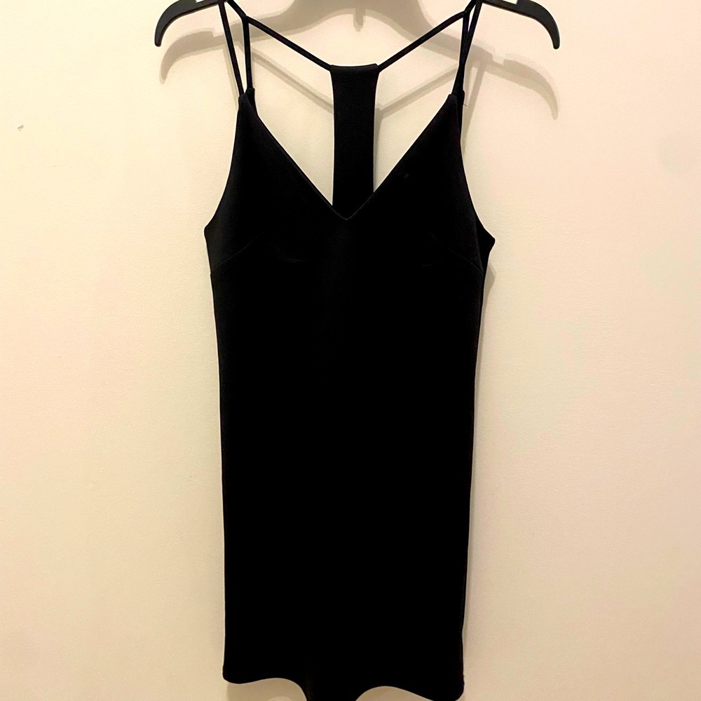 Relaxed fun fit black dress